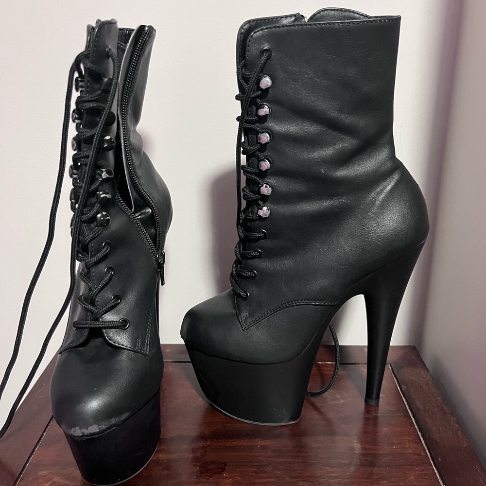 Pleaser Black Platform Heeled Boots